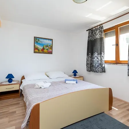 Daire With Parking Space Mrljane, - 20056