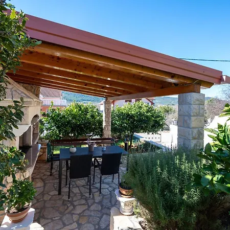 With Parking Space Mrljane - - 20056 Appartement